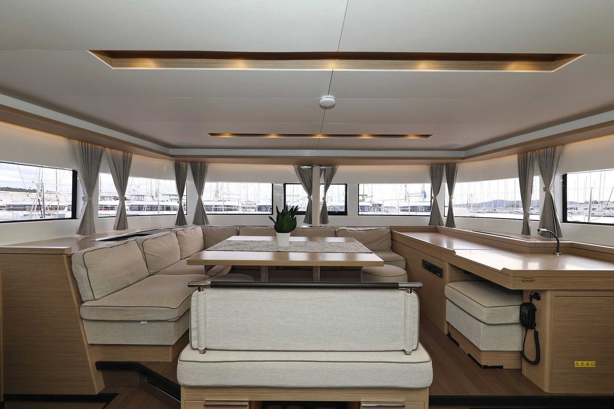 Lagoon 51 | Zarathustra