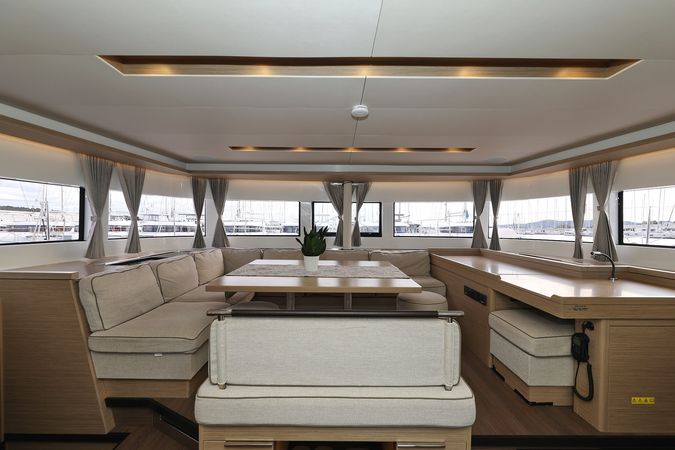 Lagoon 51 | Zarathustra