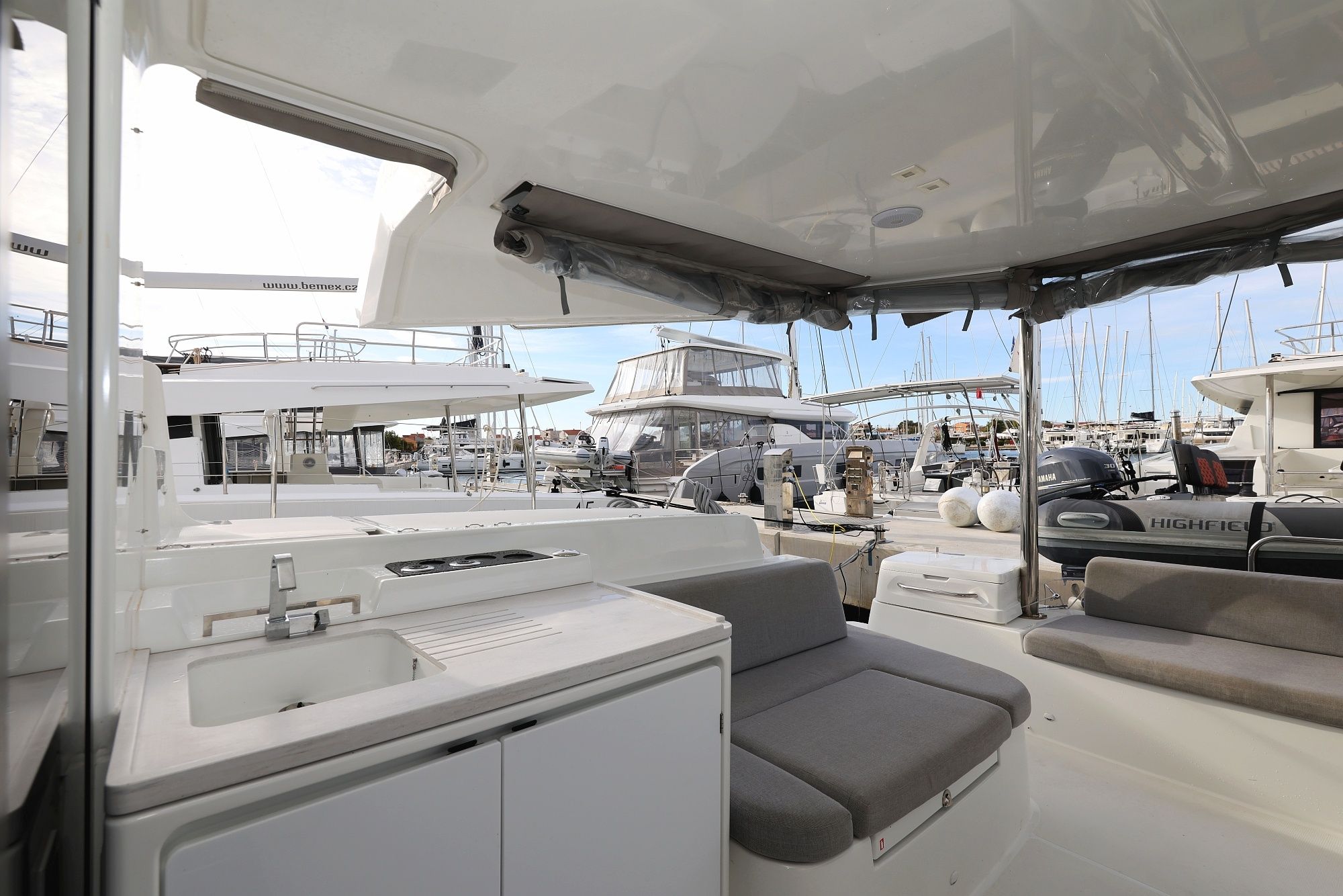 Lagoon 51 | Zarathustra