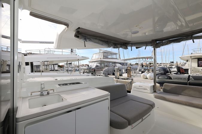 Lagoon 51 | Zarathustra