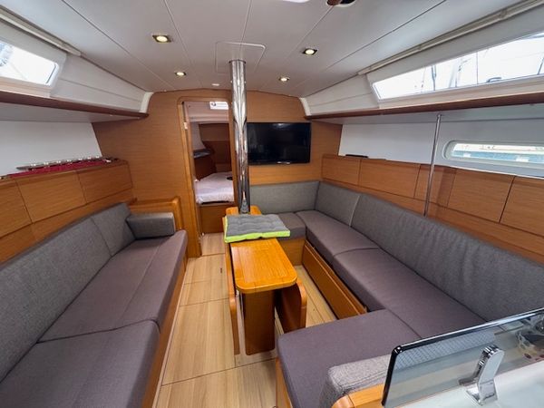 Jeanneau Sun Odyssey 379 | Isa Moon