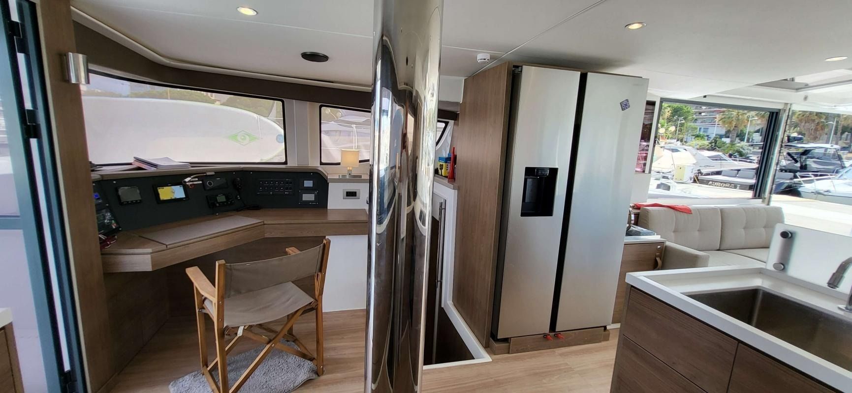 Bali 4.6 | Black Jack