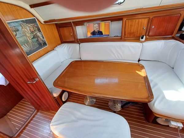 Bavaria Cruiser 37 | Enterprise