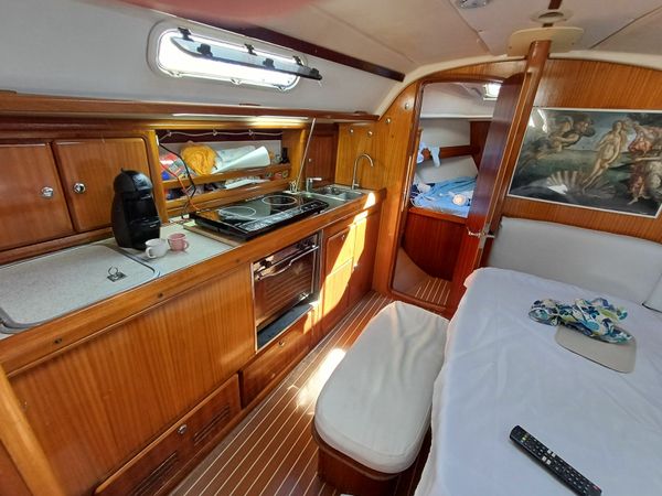 Bavaria Cruiser 37 | Enterprise