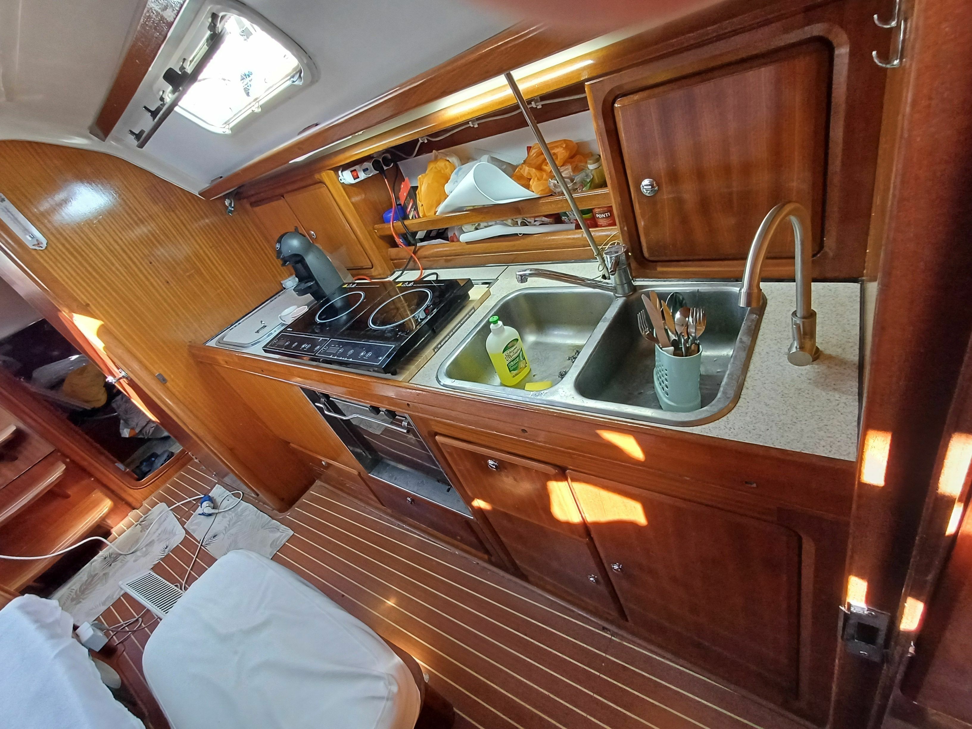 Bavaria Cruiser 37 | Enterprise