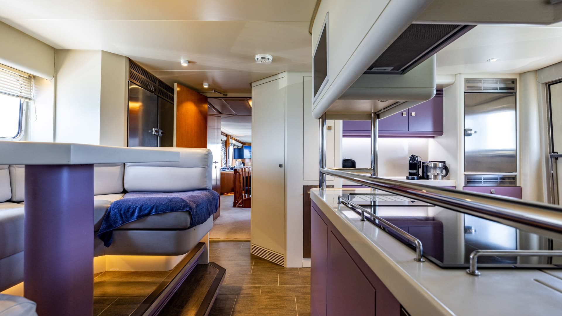 Lowland 98 | Camena 2