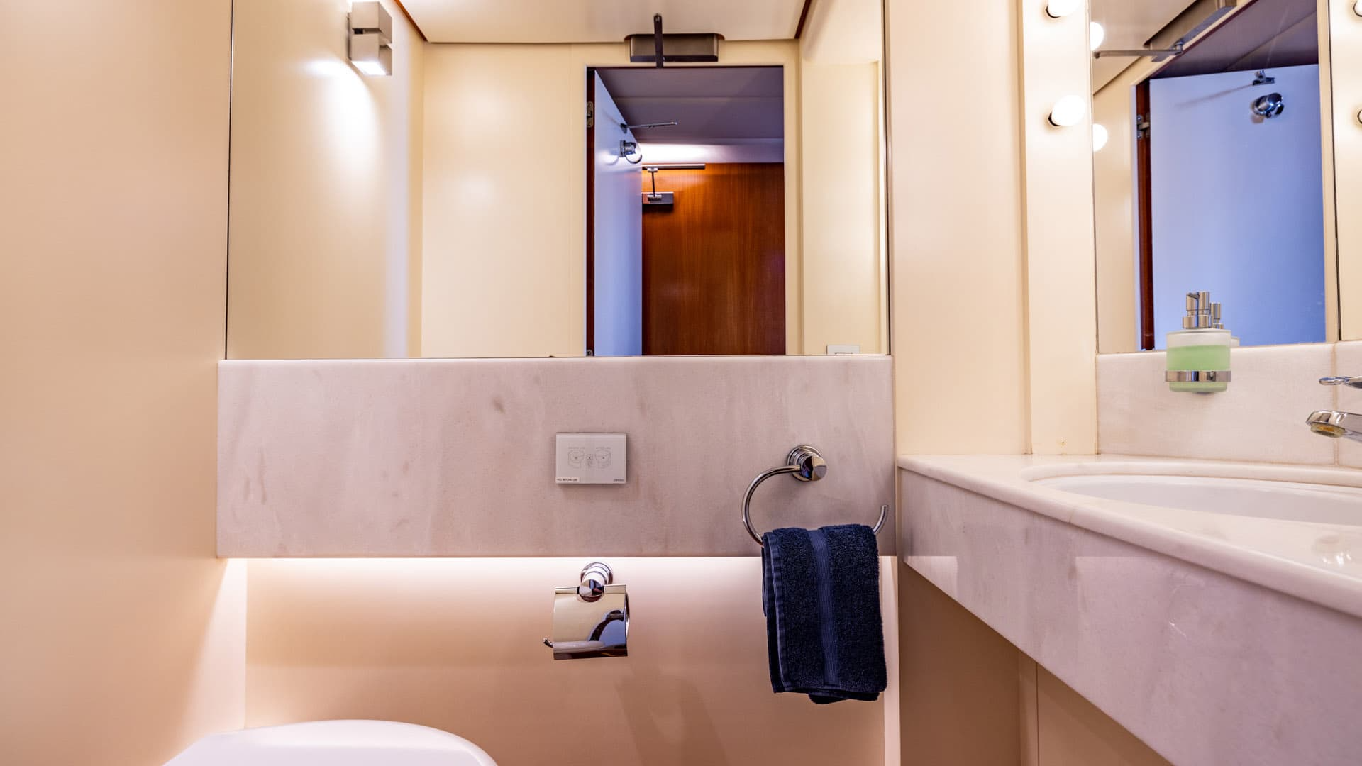 Lowland 98 | Camena 2