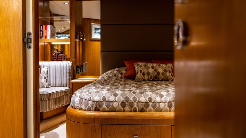 Lowland 98 | Camena 2