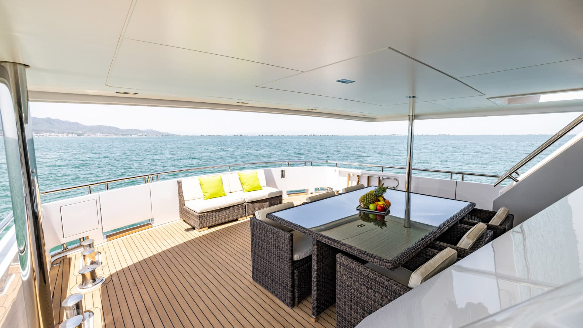 Lowland 98 | Camena 2