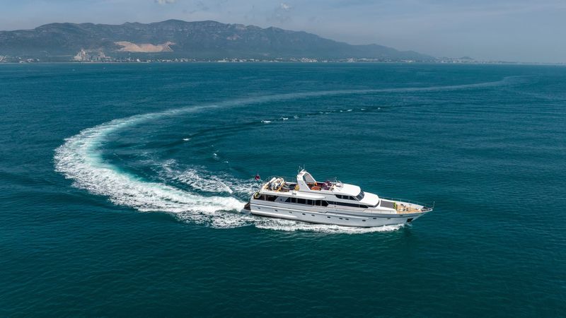 Lowland 98 | Camena 2