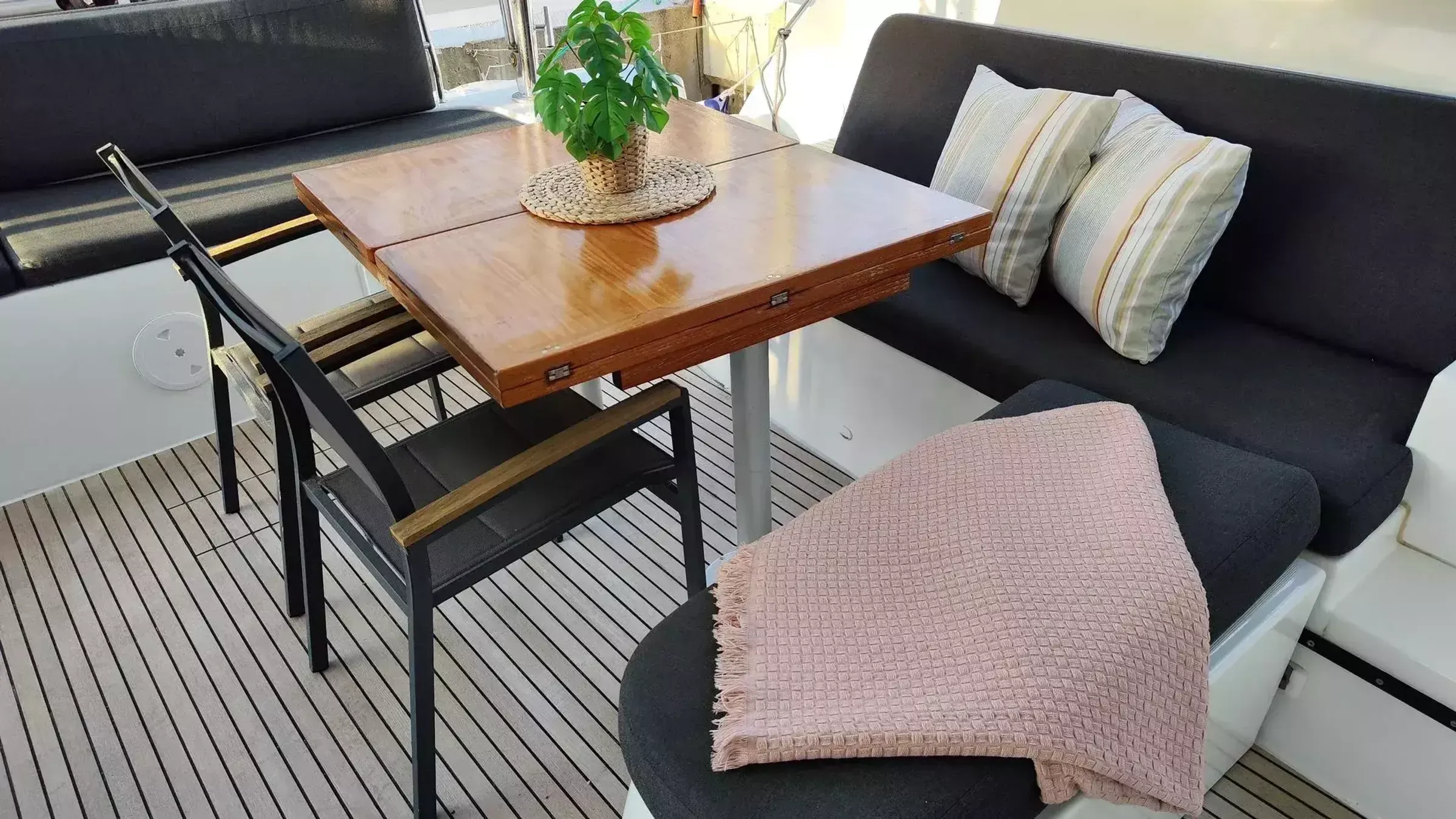 Lagoon 46 | New Horizons