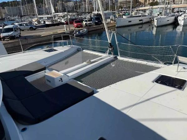 Lagoon 46 | New Horizons