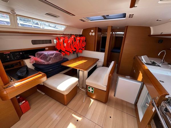 Jeanneau Sun Odyssey 479 | Moonlight