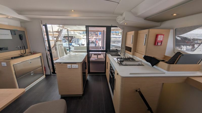 Fountaine Pajot New 44 | Palomas
