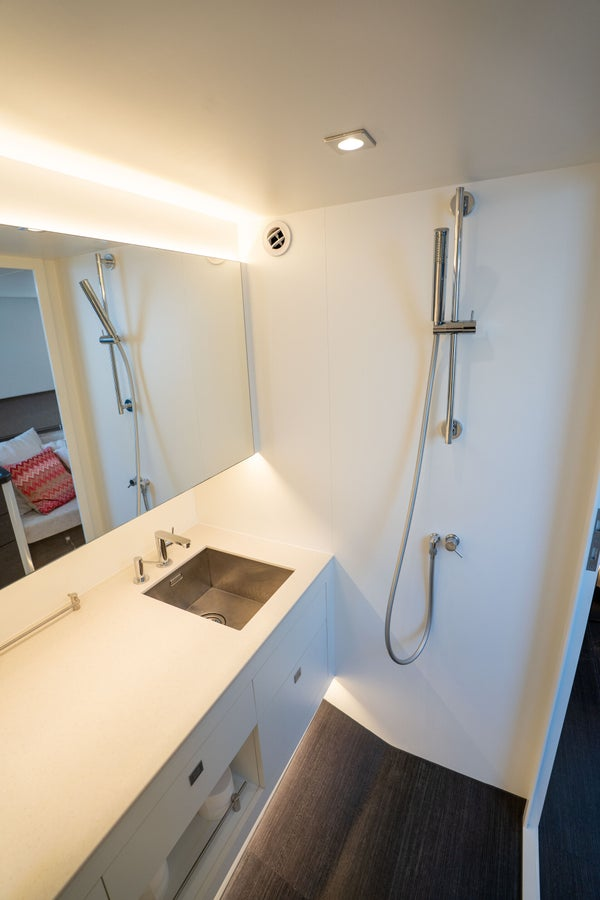 Vanquish VQ45 | Twinkle