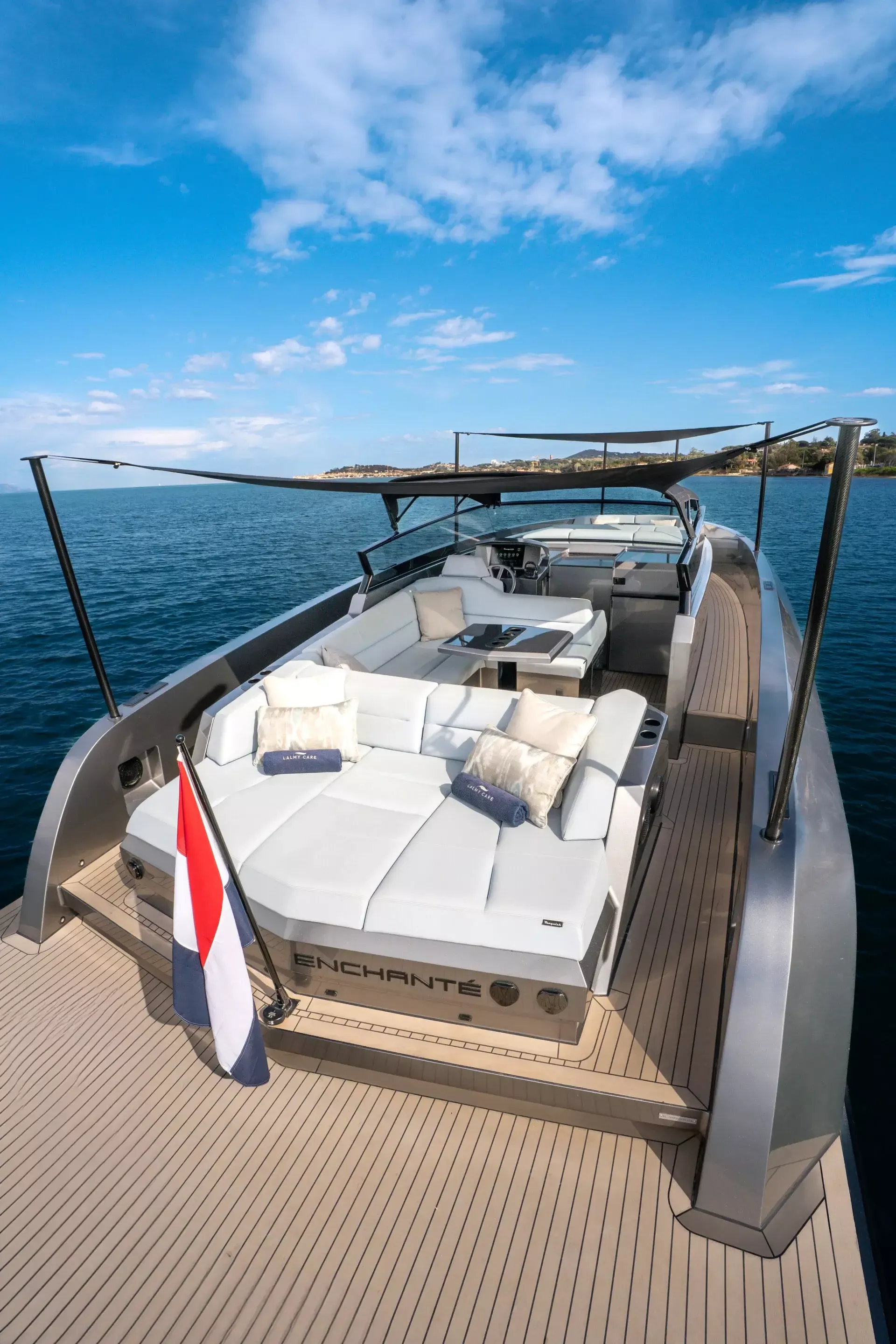 Vanquish VQ45 | Enchante