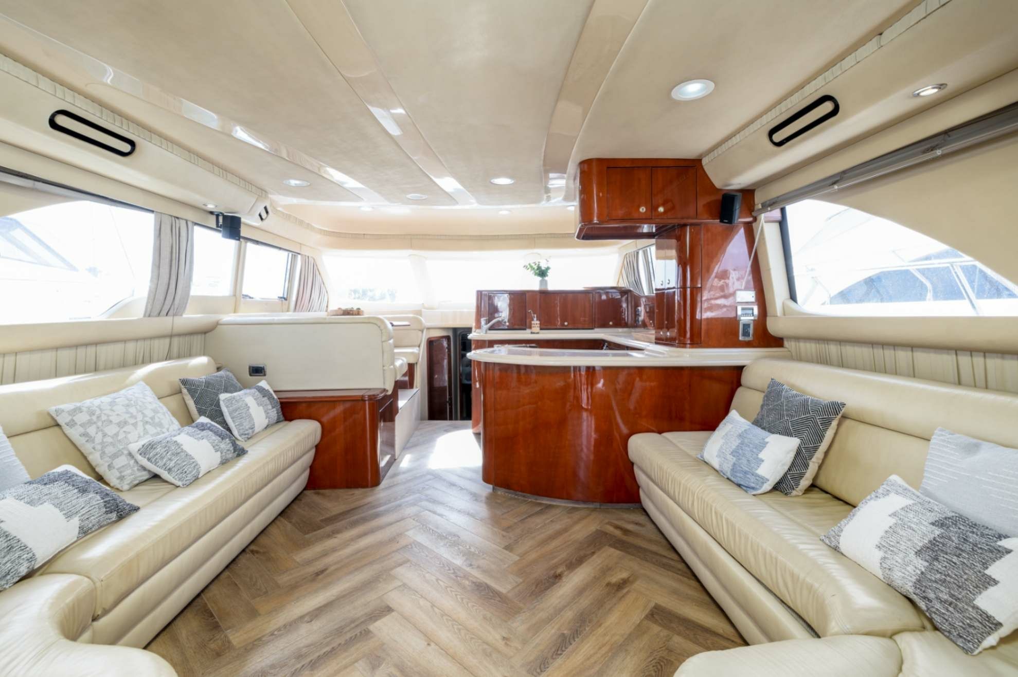 Sea Ray 600 | Bella Jolie