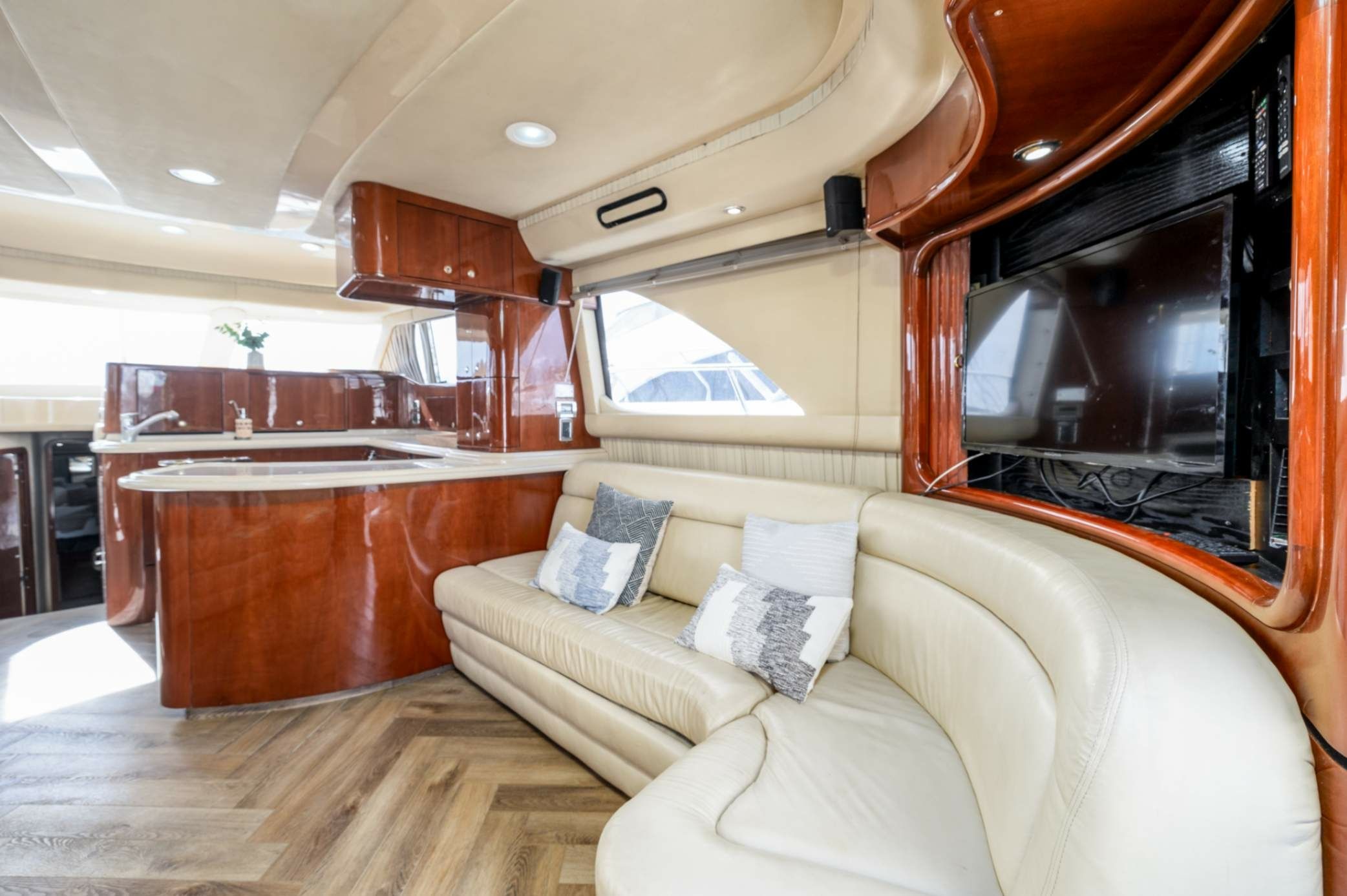 Sea Ray 600 | Bella Jolie