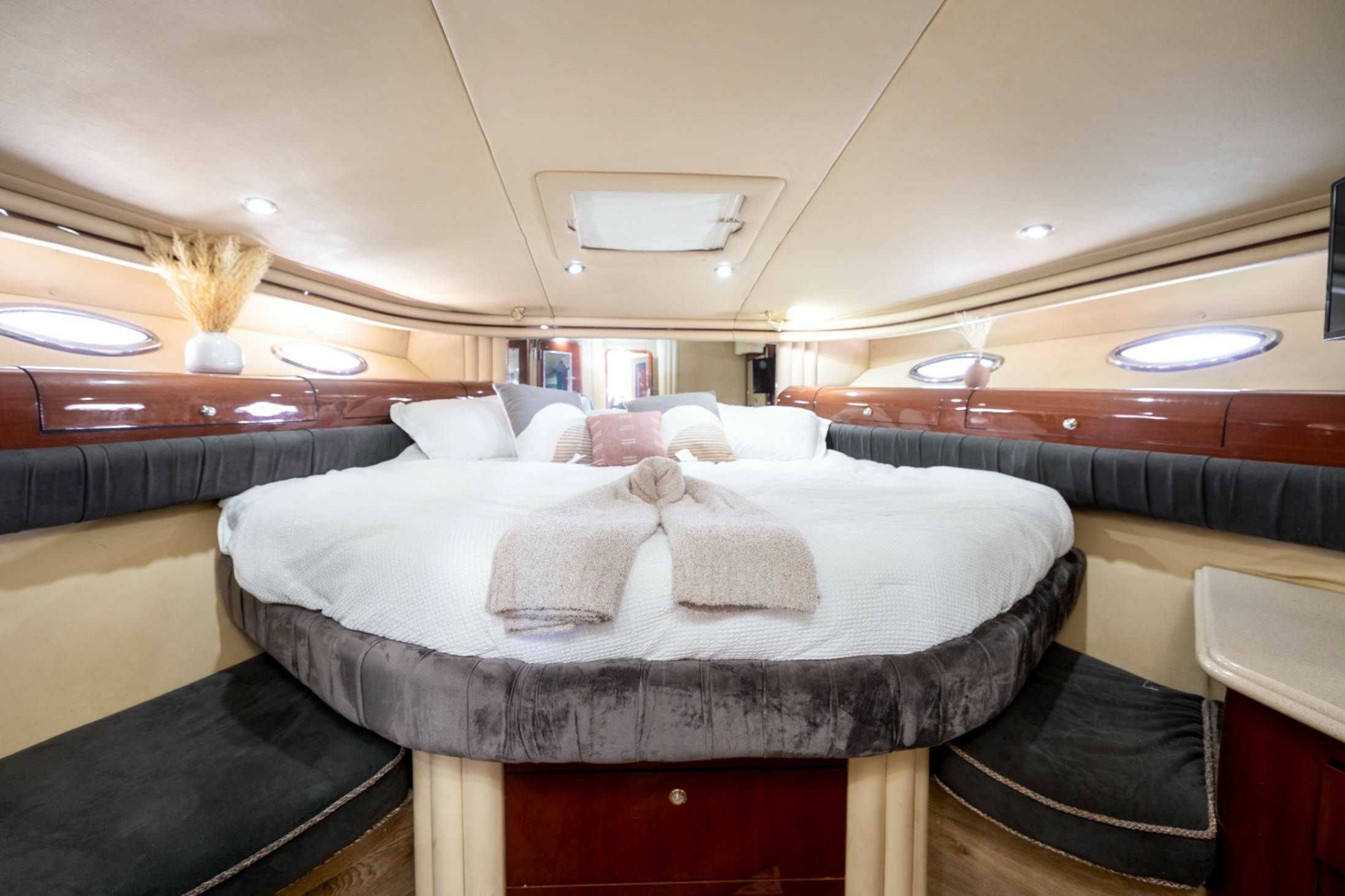 Sea Ray 600 | Bella Jolie