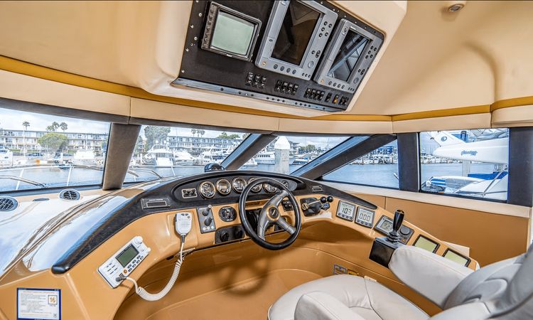 Carver 570 | Happiest Ours