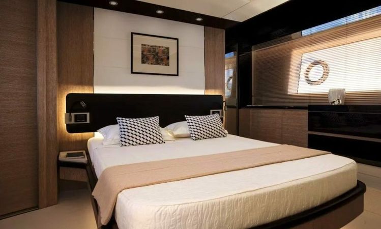 Azimut 64 Fly | Princessa