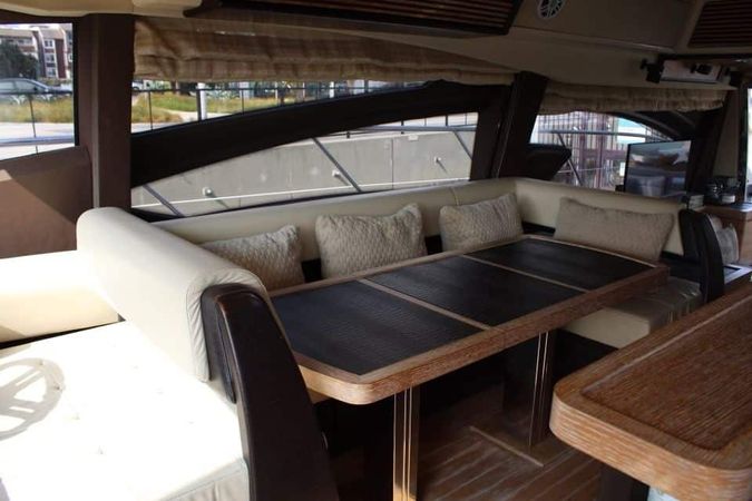 Azimut 64 Fly | Princessa