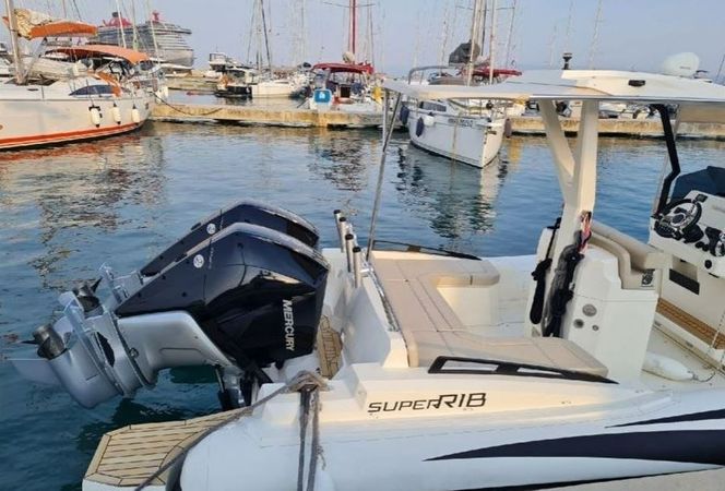 SuperRib 30 Cabin | 21
