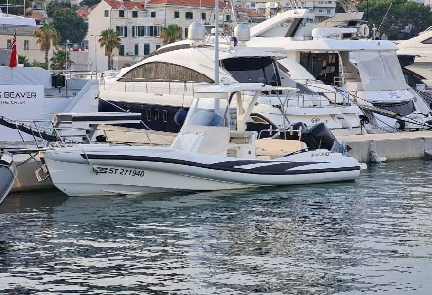 SuperRib 30 Cabin | 21