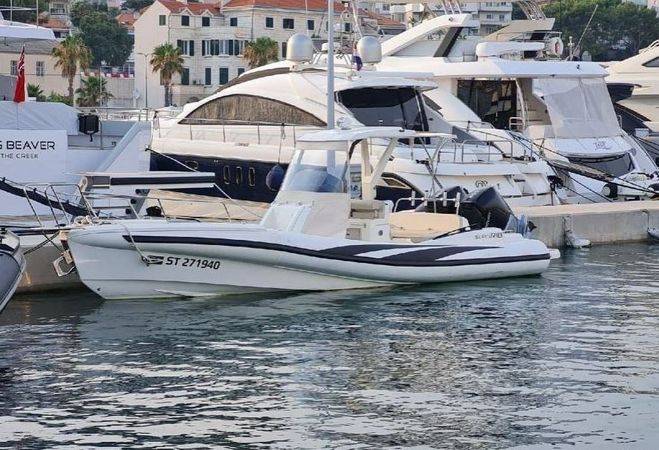 SuperRib 30 Cabin | 21