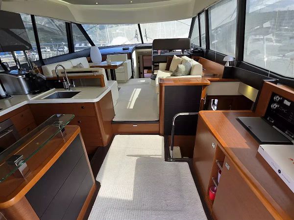 Jeanneau Prestige 550 | Very Berry