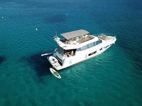 Jeanneau Prestige 550 | Very Berry