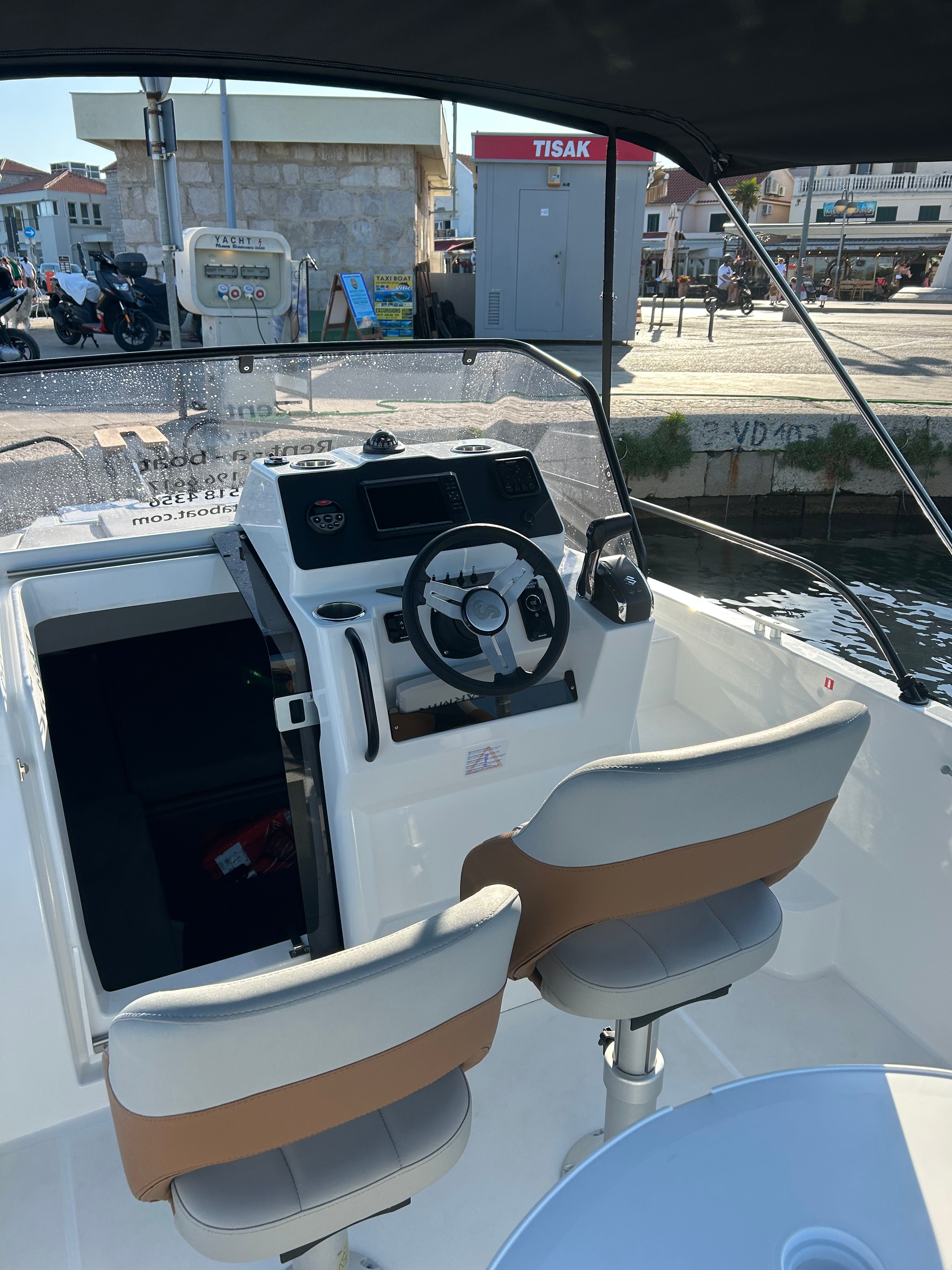 Beneteau Flyer 7 | 23