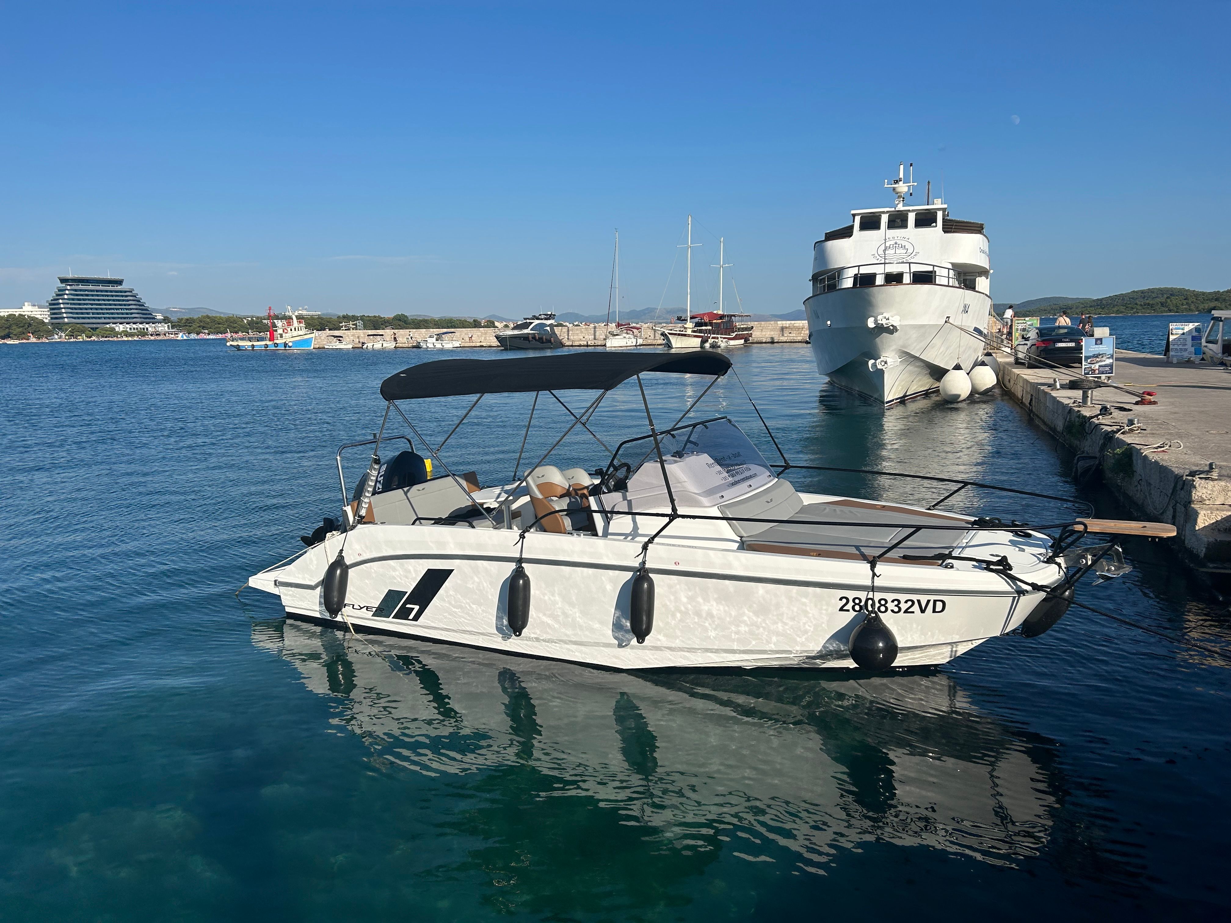 Beneteau Flyer 7 | 23