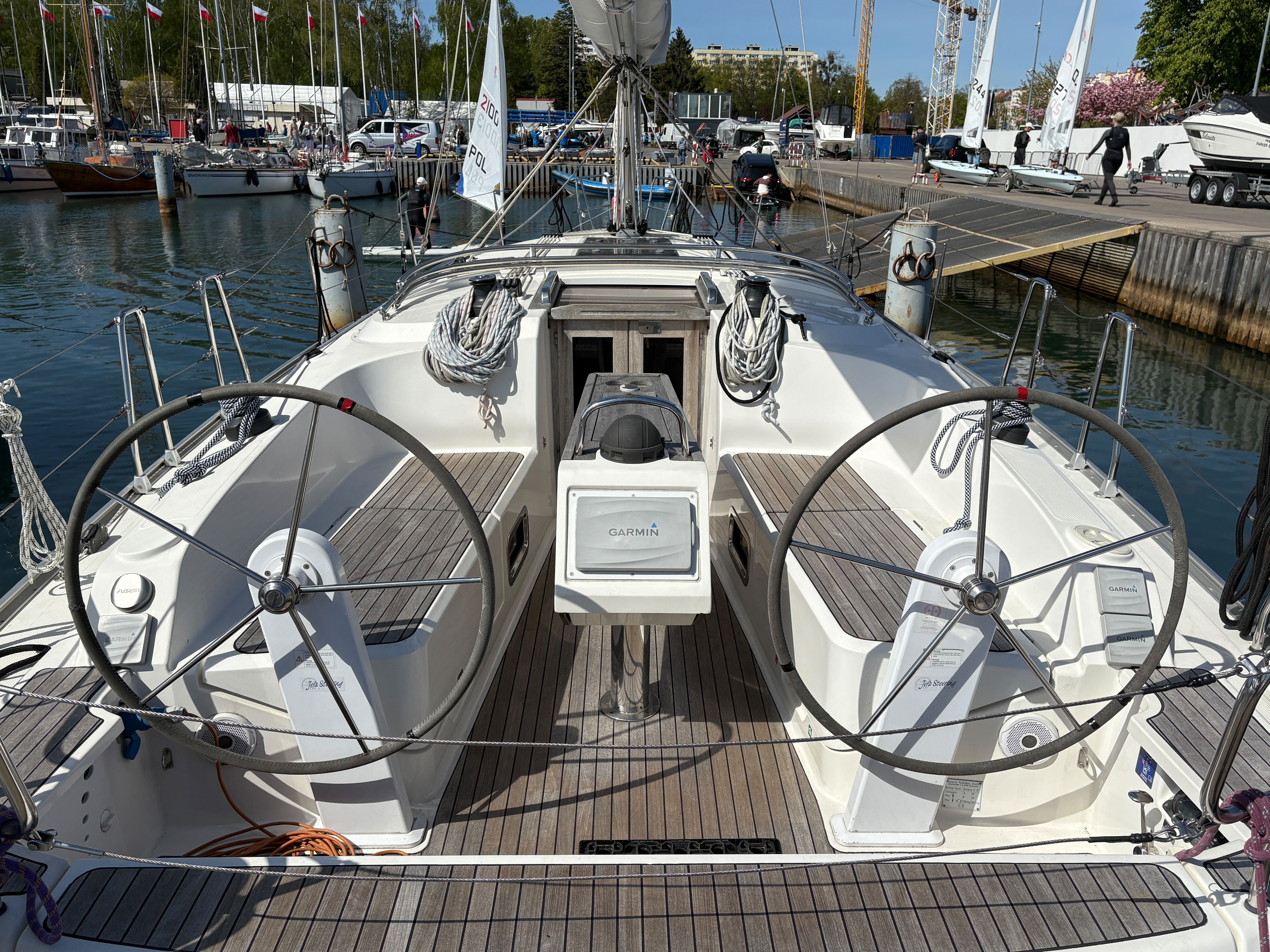 Bavaria Cruiser 37 | Scorpio