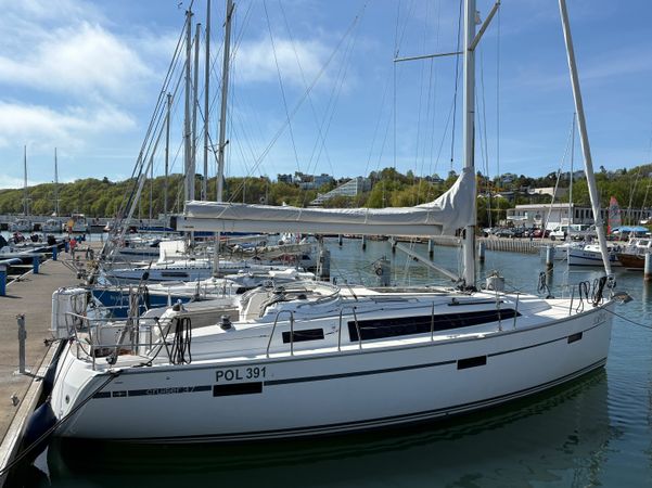 Bavaria Cruiser 37 | Scorpio