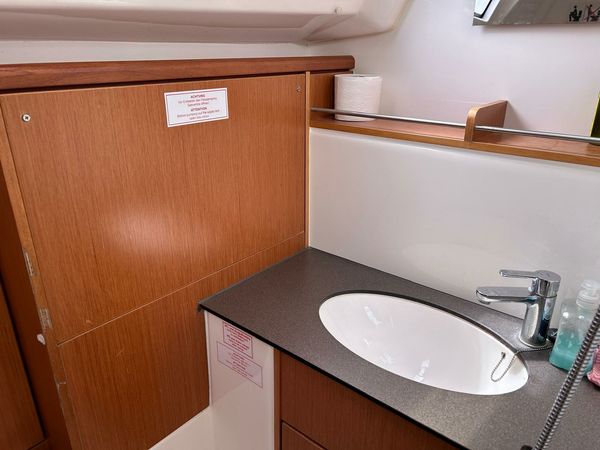 Bavaria Cruiser 37 | Scorpio