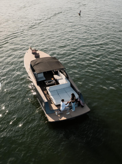 Van Dutch 40 | Captain Newport