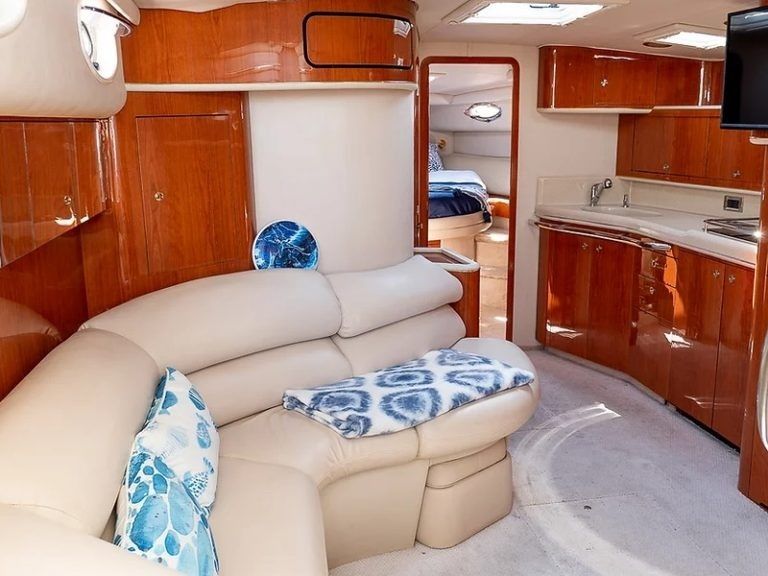 Sea Ray 450 | Captain Newport