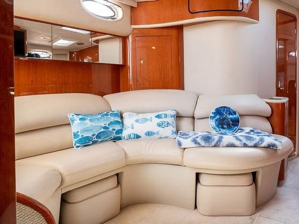 Sea Ray 450 | Captain Newport