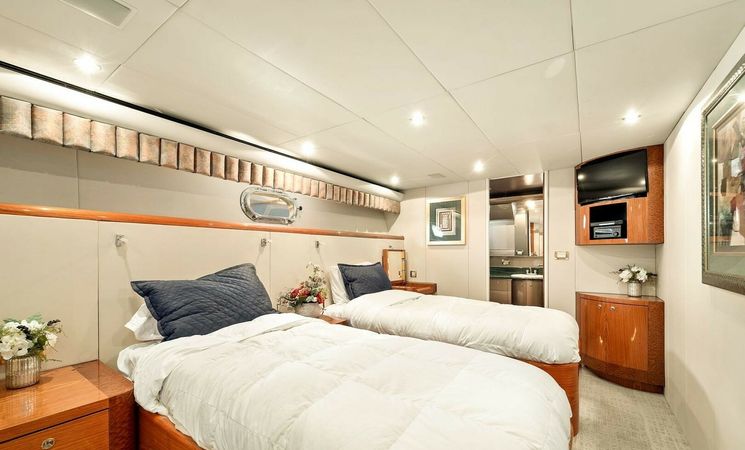 Cheoy Lee 87 | Angelica