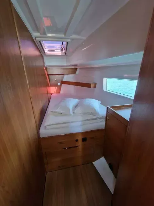 Odysseya Platinum 40 | Excalibur 1