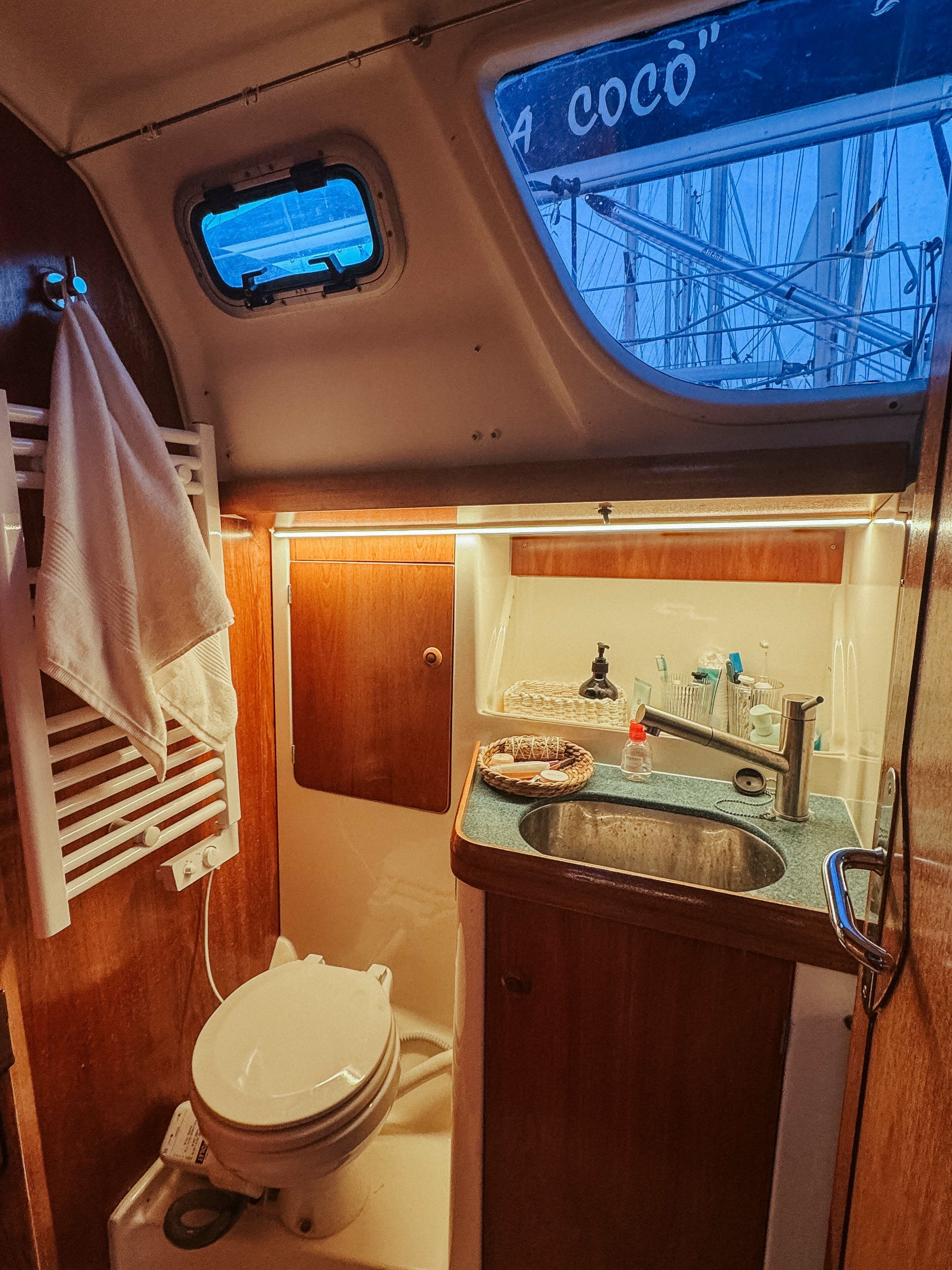 Jeanneau Sun Odyssey 43 | Go West