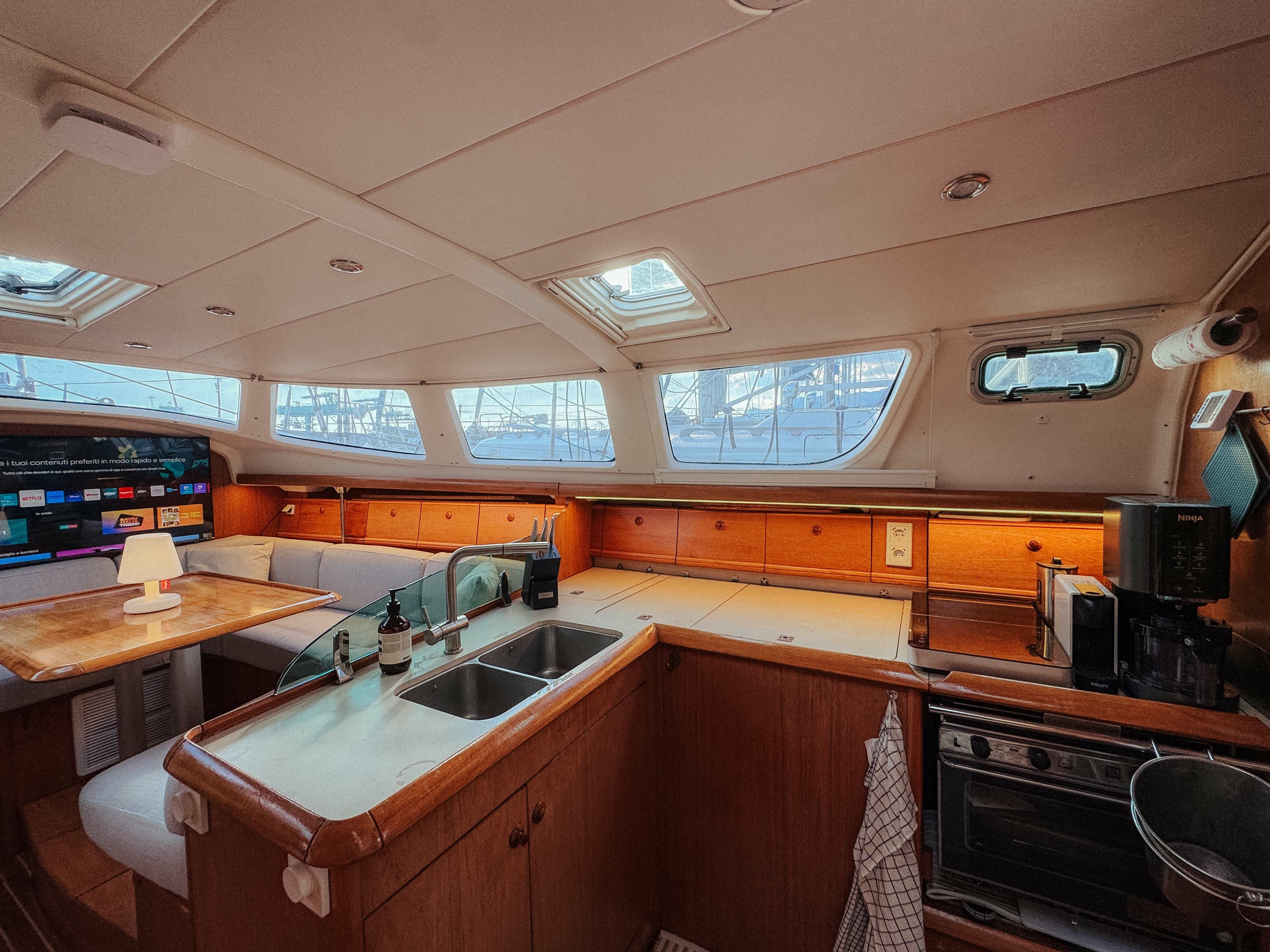 Jeanneau Sun Odyssey 43 | Go West