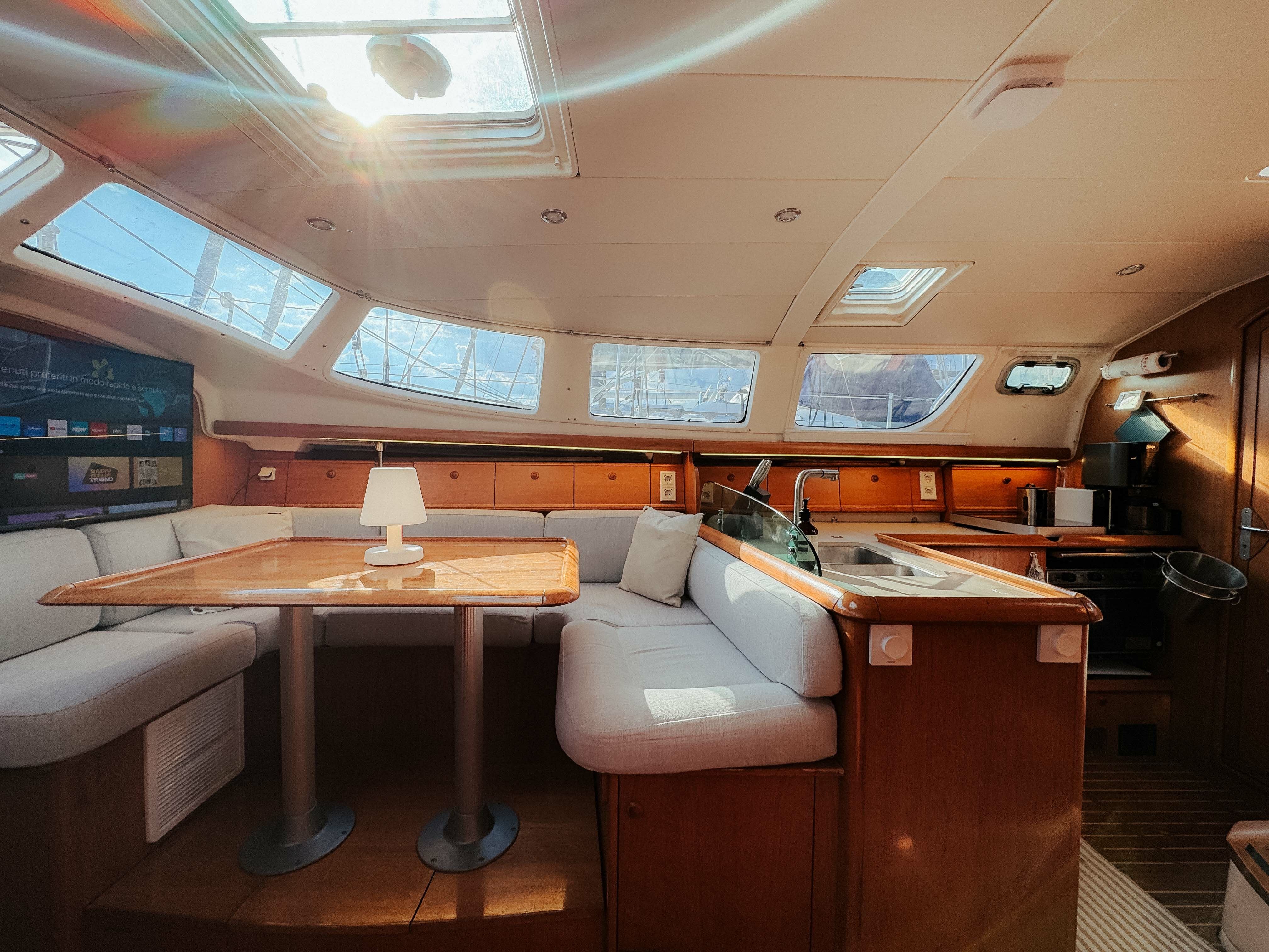 Jeanneau Sun Odyssey 43 | Go West