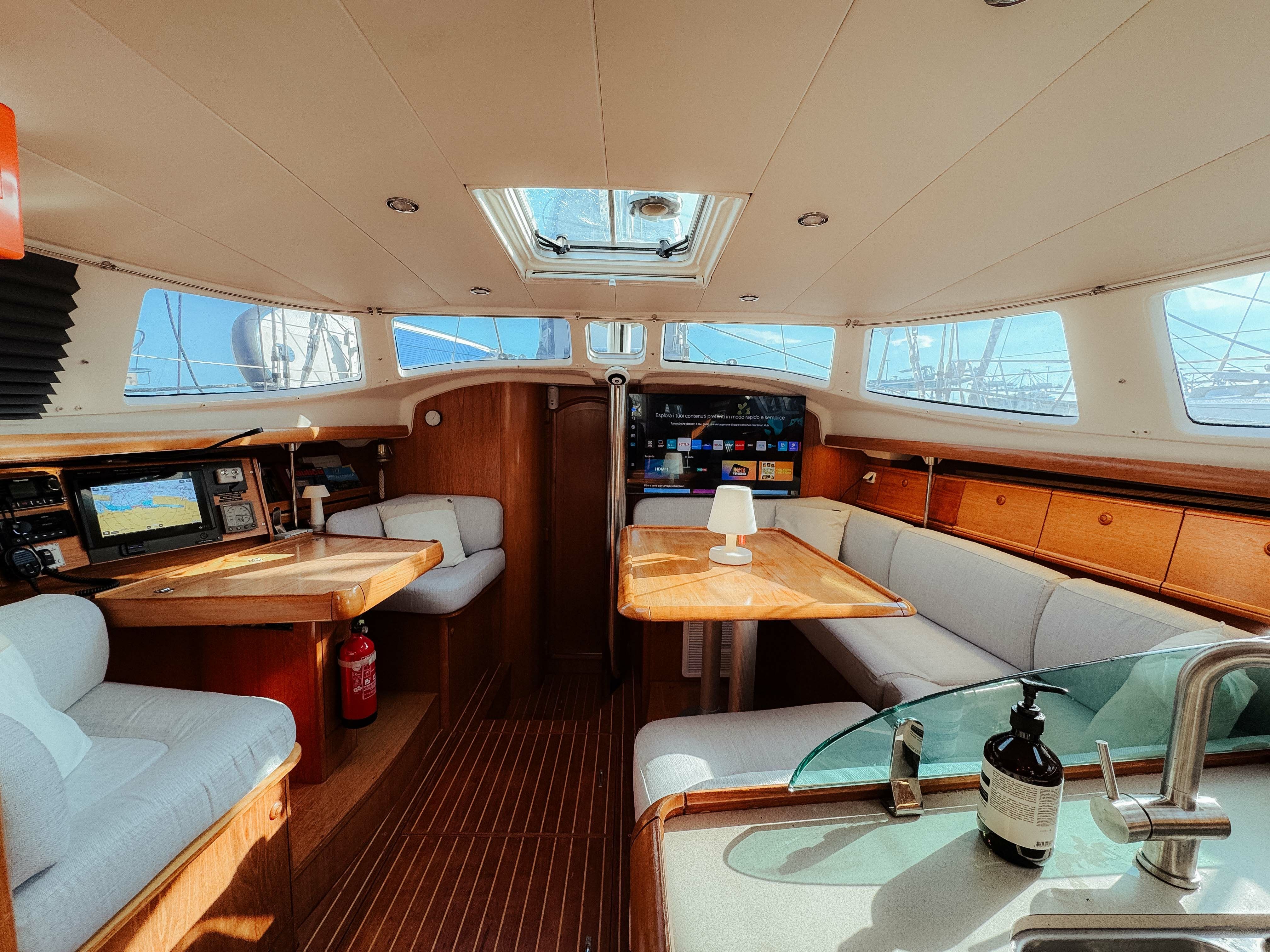 Jeanneau Sun Odyssey 43 | Go West