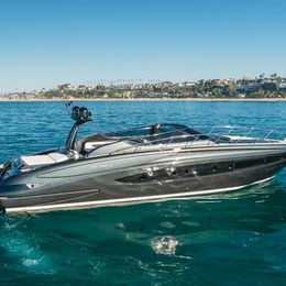 Riva Virtus 63 | Pergola