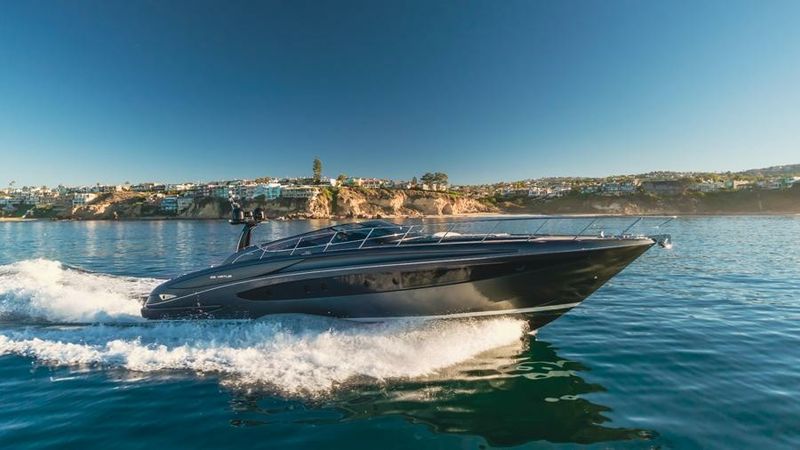 Riva Virtus 63 | Pergola
