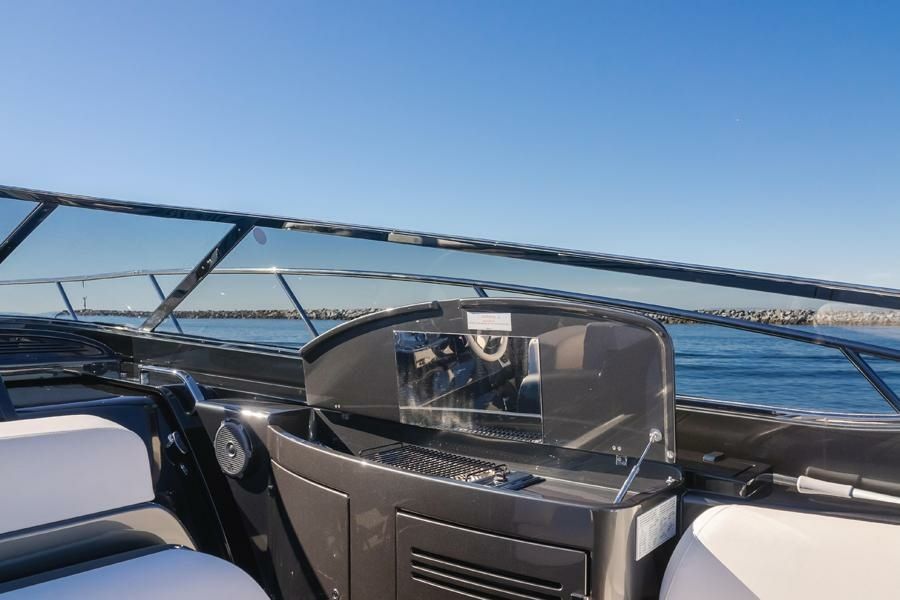 Riva Virtus 63 | Pergola