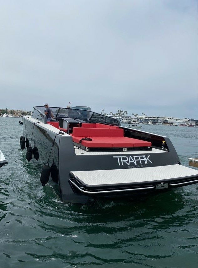 Van Dutch 55 | Traffik