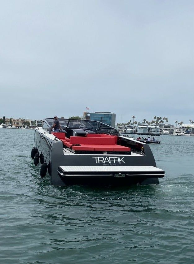Van Dutch 55 | Traffik